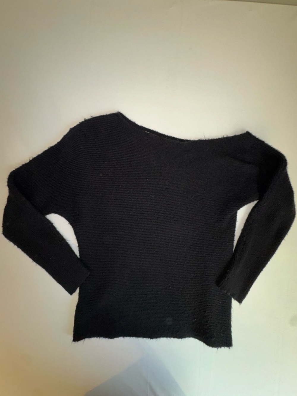 Treasure and Bond Women's Off-the-Shoulder Romantic Black Knit Sweater Size S - Picture 4 of 8